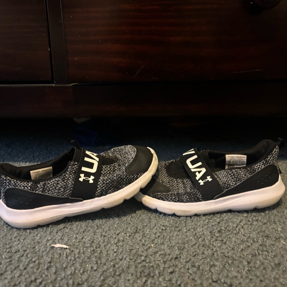 Under Armour Kids Black and Gray Sneakers